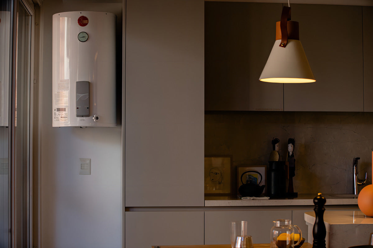 Termotanque eléctrico Rheem FUNCTIONAL TECC085ERHK2 85Lts Carga Inferior