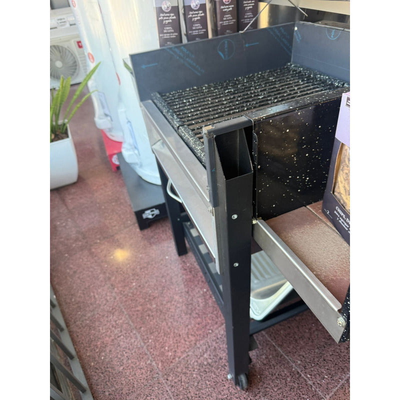 Parrilla Móvil Corbelli A Carbón Ciprés 60cm Tapa Reacondic.