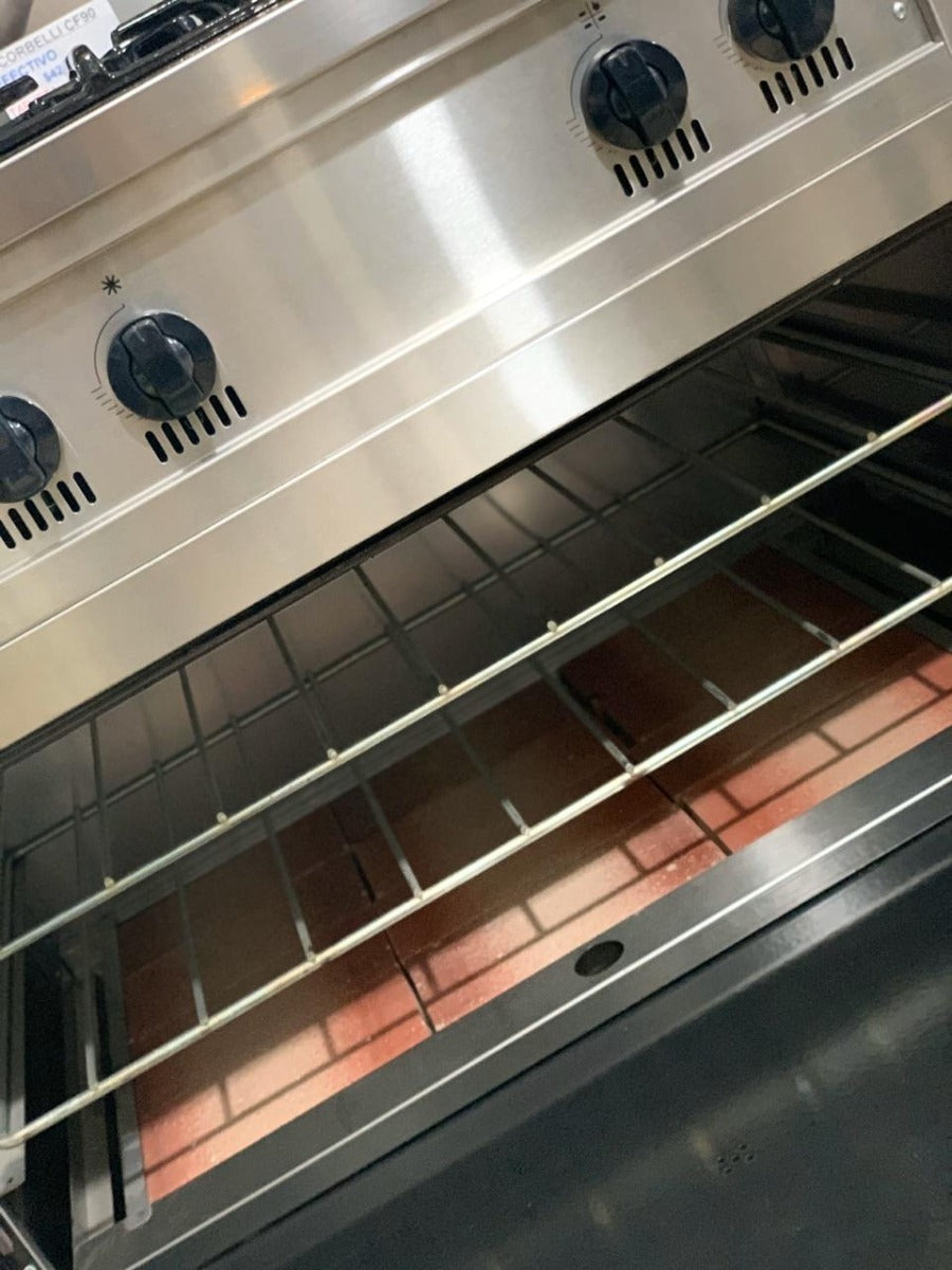 Cocina Industrial Corbelli 5 Hornallas 90cm Horno Pizzero Color Plateado 450-90